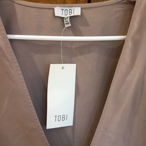 Tobi Tops - Tie Front Blouse Tobi Tops - Tie Front Blouse